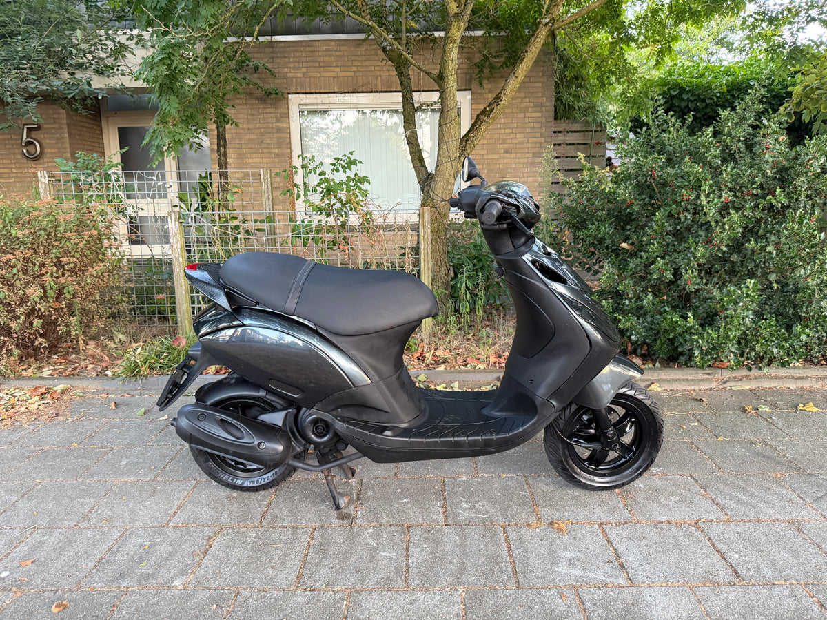Piaggio zip